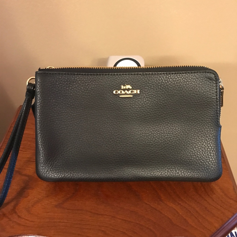 Coach wallet / wristlet, black! Never used!
